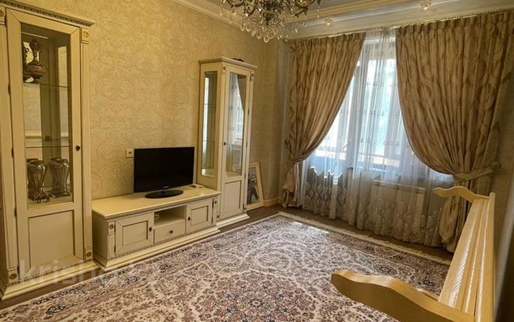 5-бөлмелі пәтер · 320 м² · 3/13 қабат, Иляева 33, бағасы: 870 000 ₸ в Шымкенте, Аль-Фарабийский р-н — фото 2
