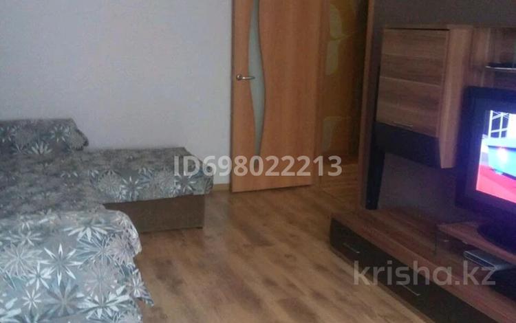 3-комнатная квартира · 65 м² · 2/5 этаж, Жамбыла Жабаева 156 за 180 000 ₸ в Петропавловске — фото 2