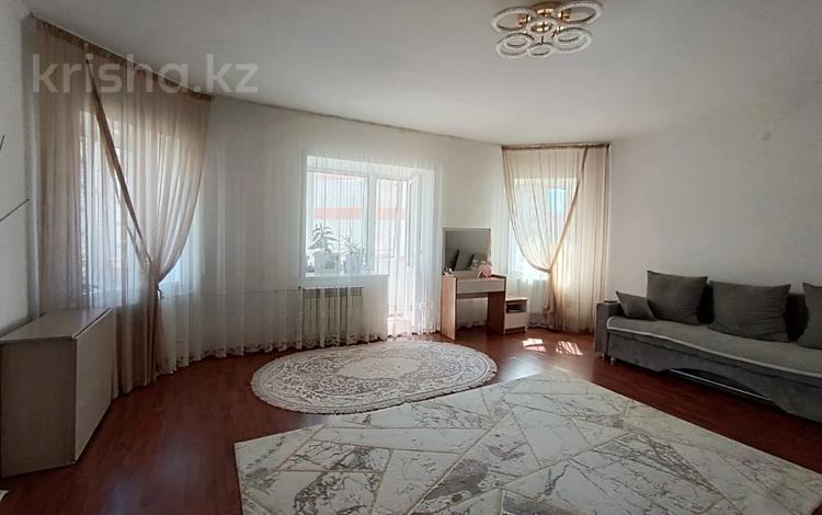 1-бөлмелі пәтер · 54.3 м² · 3/9 қабат, Жаяу-мусы 7, бағасы: 21.5 млн ₸ в Павлодаре — фото 2