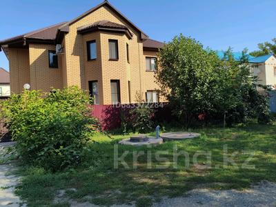 Отдельный дом · 8 комнат · 311 м² · 9 сот., мкр Азаулы 31 за 150 млн 〒 в Уральске