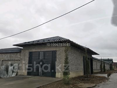 Отдельный дом · 9 комнат · 460 м² · 12 сот., мкр Туран 1042 — 79 школа за 109 млн 〒 в Шымкенте, Каратауский р-н