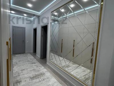 2-бөлмелі пәтер, 83 м², 8/9 қабат, 17-й мкр 24, бағасы: 35 млн 〒 в Актау, 17-й мкр