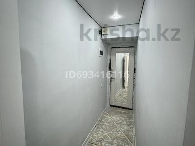 2-комнатная квартира, 69 м², 1/2 этаж, 1 мкр 16 за 6.5 млн 〒 в Курыке