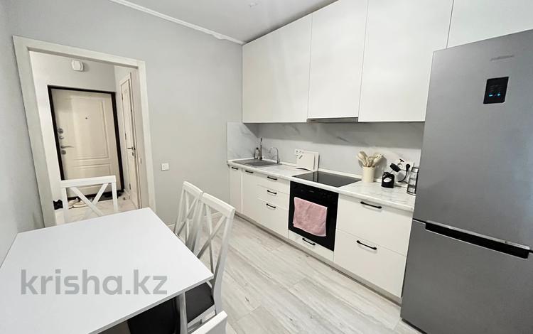 1-комнатная квартира, 40 м², 2/9 этаж, керей Жанибек Хадар 9