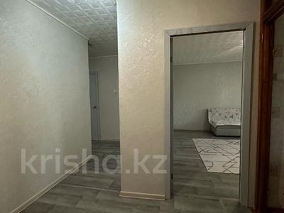 2-комнатная квартира · 50 м² · 1/5 этаж, Тауелсиздик 170 за 23.5 млн 〒 в Костанае