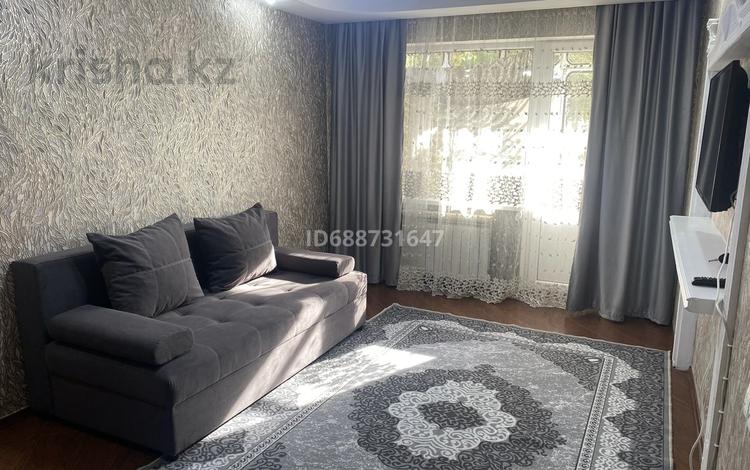 2-комнатная квартира · 67 м² · 2/5 этаж, Кабанбай батыра за 12 000 ₸ в Усть-Каменогорске, Ульбинский — фото 2