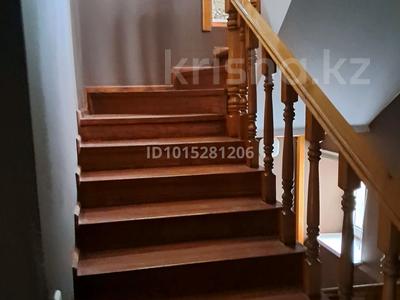 Жеке үй · 6 бөлме · 250 м² · 10 жүзд., Парковая, бағасы: 500 000 ₸ в Актобе