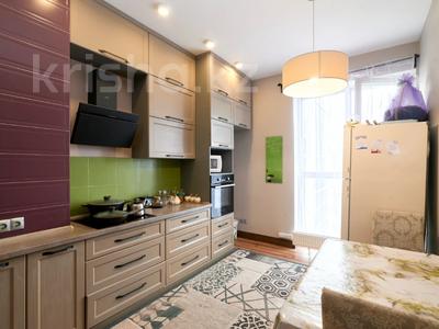 2-комнатная квартира · 74 м² · 7/10 этаж, Сыганак 17д — Хан Шатыр | Грин молл парк за ~ 57 млн ₸ в Астане, Нура р-н