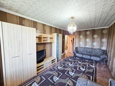 Аренда квартир в Жетысу обл.: 3-комнатная квартира · 64 м² · 5/5 этаж · помесячно, Ул. Казахстанская 133/141 за 180 000 〒 3-комнатная квартира · 64 м² · 5/5 этаж · помесячно, Ул. Казахстанская 133/141 за 180 000 〒 в Талдыкоргане