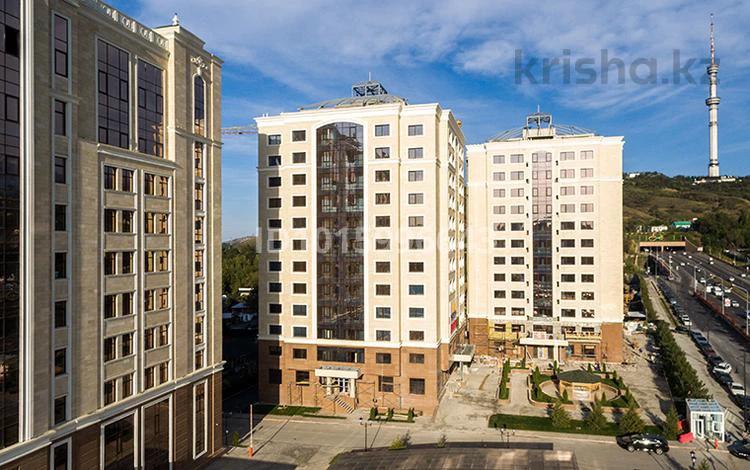 4-комнатная квартира · 200.4 м² · 4/12 этаж, Аль-Фараби 1а за 200 млн ₸ в Алматы, Медеуский р-н — фото 2