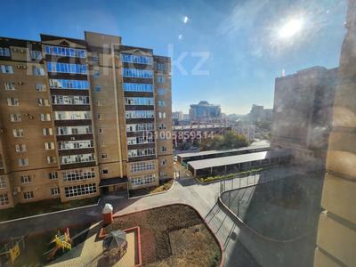 2-комнатная квартира · 72 м² · 6/8 этаж, мкр. Алтын орда, Алии Молдагуловой 30б — Молдагулова-Маресьева за 46 млн ₸ в Актобе