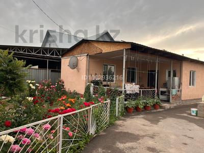 Продажа домов и дачи в Алматинской обл.: Отдельный дом · 4 комнаты · 98 м² · 10 сот., Дины Нурпеисовой 134 — 33 школы за 35 млн 〒 Отдельный дом · 4 комнаты · 98 м² · 10 сот., Дины Нурпеисовой 134 — 33 школы за 35 млн 〒 в