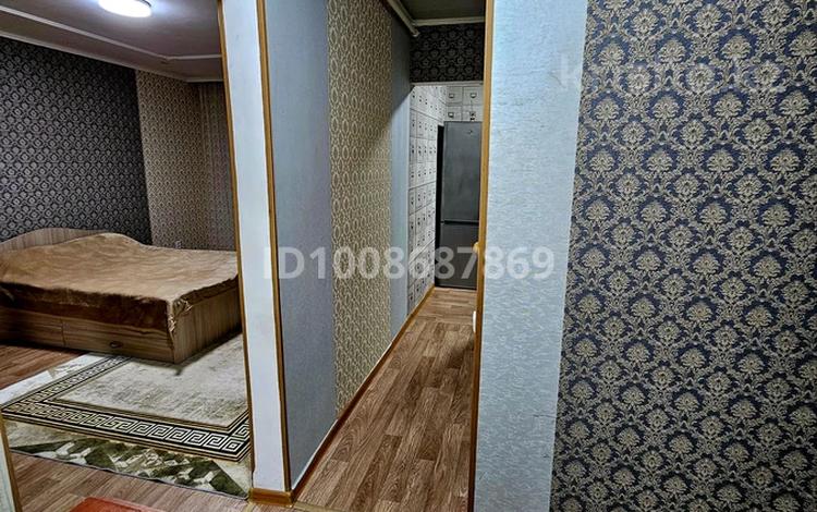 1-бөлмелі пәтер · 35 м² · 1/5 қабат, Акана серы 170а — Габдулина акана серы пересечение, бағасы: 8 000 ₸ в Кокшетау — фото 2