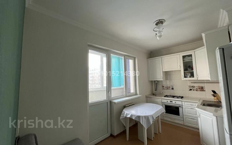 1-комнатная квартира · 45 м² · 6/9 этаж, мкр Шугыла 342 за 230 000 ₸ в Алматы, Наурызбайский р-н — фото 2