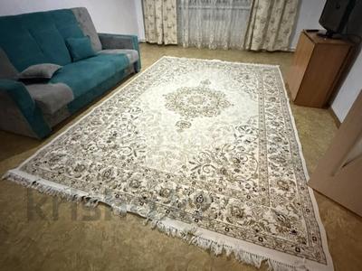 2-бөлмелі пәтер · 72.4 м² · 6/9 қабат, проспект Есенберлина 6/2, бағасы: 220 000 ₸ в Усть-Каменогорске