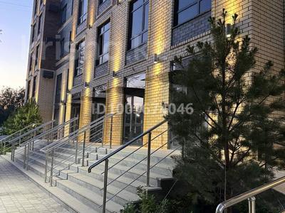Офисы, магазины и бутики, салоны красоты, медцентры и аптеки · 74.2 м² за 56 млн 〒 в Караганде, Казыбек би р-н
