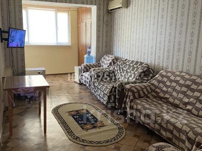 3-бөлмелі пәтер, 70 м², 3/5 қабат ай сайын, 12-й мкр 21а, бағасы: 120 000 〒 в Актау, 12-й мкр