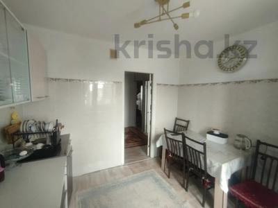 2-комнатная квартира · 54.9 м² · 5/5 этаж, мкр 8, гришина за 15.5 млн 〒 в Актобе