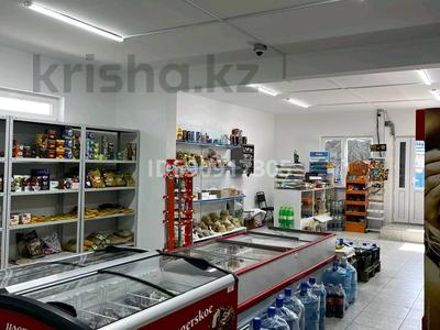 Магазины и бутики · 180 м² за 29.8 млн ₸ в Атырау, Оркен - 2