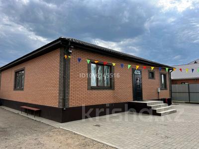 Жеке үй · 4 бөлме · 182 м², Алтын Айдар 22, бағасы: 65 млн ₸ в Актобе, жилой массив Юго-Запад-1