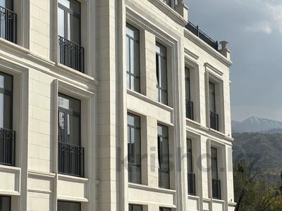 5-комнатная квартира · 463 м² · 3/3 этаж, Ондасынова 1/1 за 799 млн ₸ в Алматы, Медеуский р-н