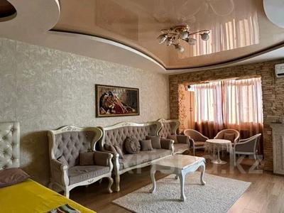 1-комнатная квартира · 40 м² · 3 этаж, Есенова — Абая за 15 000 ₸ в 