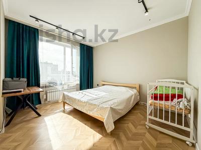 3-комнатная квартира · 76.6 м² · 15/17 этаж, Утеген батыра за 59.6 млн ₸ в Алматы, Алмалинский р-н