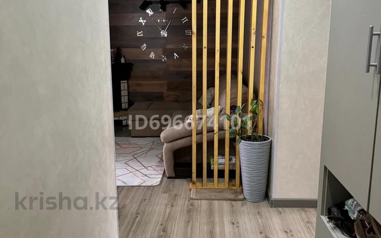 3-комнатная квартира, 75 м², 1/6 этаж, мкр Шугыла, Жунисова 10