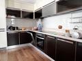 4-бөлмелі пәтер · 150 м² · 6/20 қабат, ул. Асанбая Аскарова 4, бағасы: 900 000 ₸ в Алматы, Бостандыкский р-н — фото 3