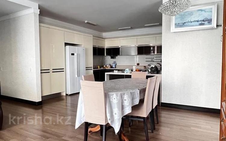 4-бөлмелі пәтер · 150 м² · 6/20 қабат, ул. Асанбая Аскарова 4, бағасы: 900 000 ₸ в Алматы, Бостандыкский р-н — фото 7
