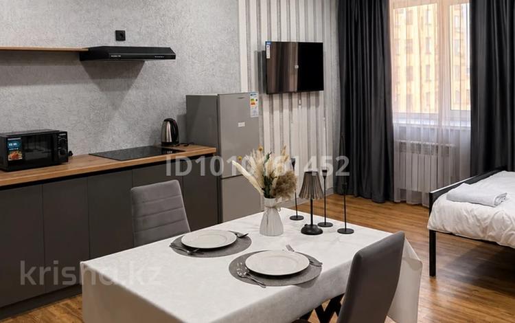 1-бөлмелі пәтер · 40 м², мкр Омега, Есенжанова, бағасы: 15 000 ₸ в Уральске — фото 25