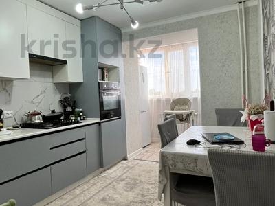 3-бөлмелі пәтер · 83 м² · 4/9 қабат, 12 ш/а. 50, бағасы: 32 млн ₸ в Актобе, мкр 12