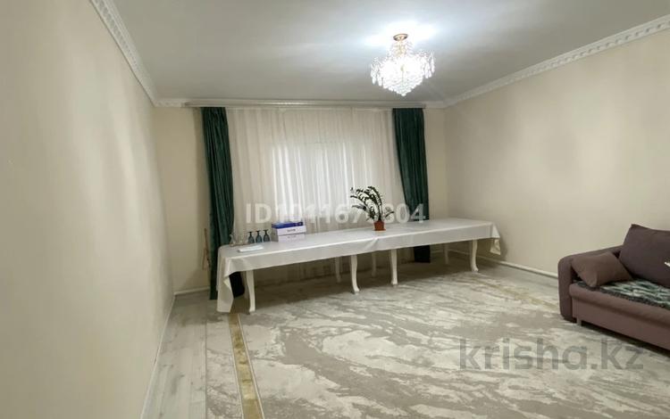 Отдельный дом · 3 комнаты · 144 м² · 10 сот., мкр Жулдыз, Курманбек Жандарбеков 37 за 28 млн ₸ в Атырау — фото 2