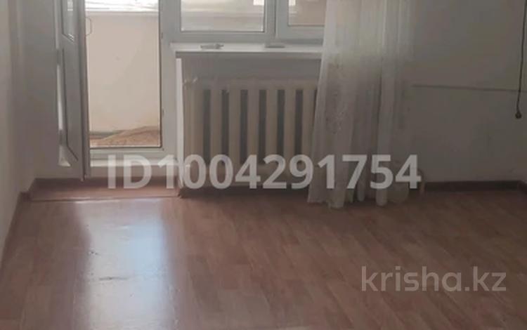 2-комнатная квартира · 54 м² · 5/5 этаж, мкр Центральный, Азаттык 5 б за 18 млн 〒 в Атырау — фото 2