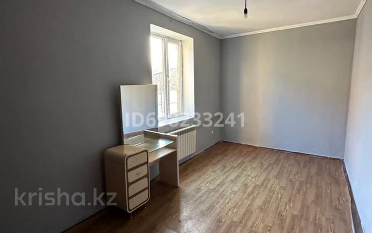 2-бөлмелі пәтер · 40 м² · 2/2 қабат, Алтын Адам — Медколледж, Тоймарт, бағасы: 110 000 ₸ в Есик — фото 2