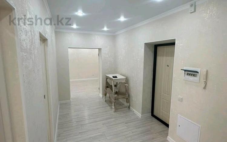 2-комнатная квартира · 63 м² · 1/5 этаж, мкр. Алтын орда за 27 млн ₸ в Актобе — фото 2