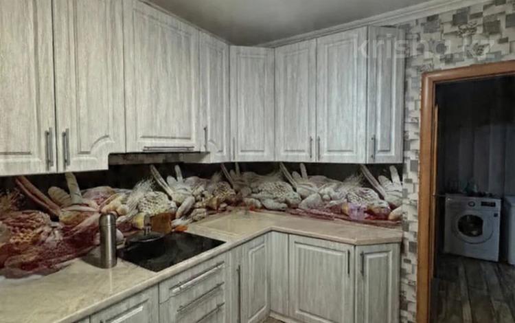 2-комнатная квартира · 52.7 м² · 7/9 этаж, мкр Юго-Восток, мкр Степной 3 8 за 23.4 млн ₸ в Караганде, Казыбек би р-н — фото 2