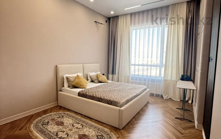 3-комнатная квартира · 80 м², мкр Нурсат 2, Аргынбекова 18 — Шаяхметова за 25 000 ₸ в Шымкенте, Каратауский р-н — фото 3