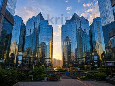 2-бөлмелі пәтер · 100 м² · 23/30 қабат, Аль-Фараби 7, бағасы: 35 000 ₸ в Алматы