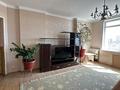 2-комнатная квартира · 72 м² · 9/9 этаж, мкр Сары Арка, Кулманова 107 за 200 000 ₸ в Атырау — фото 3