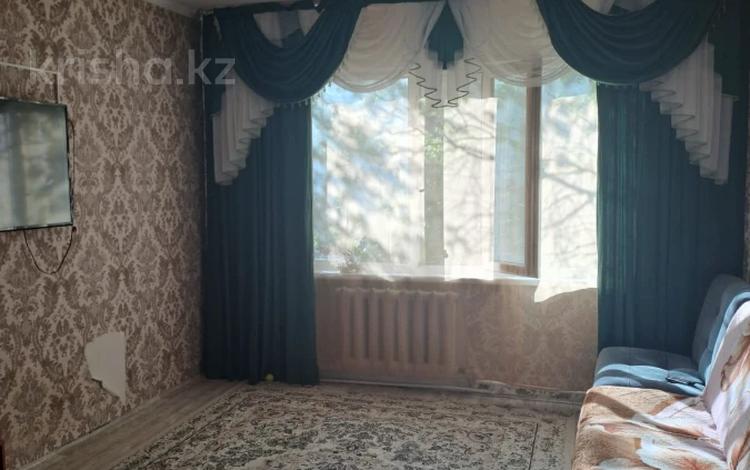 3-бөлмелі пәтер · 60 м² · 2/2 қабат, ул. Сейфуллина, бағасы: 6 млн ₸ в Темиртау — фото 4