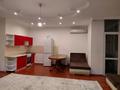 2-бөлмелі пәтер · 90 м² · 14/20 қабат, Брусиловского 163, бағасы: 340 000 ₸ в Алматы, Алмалинский р-н — фото 2