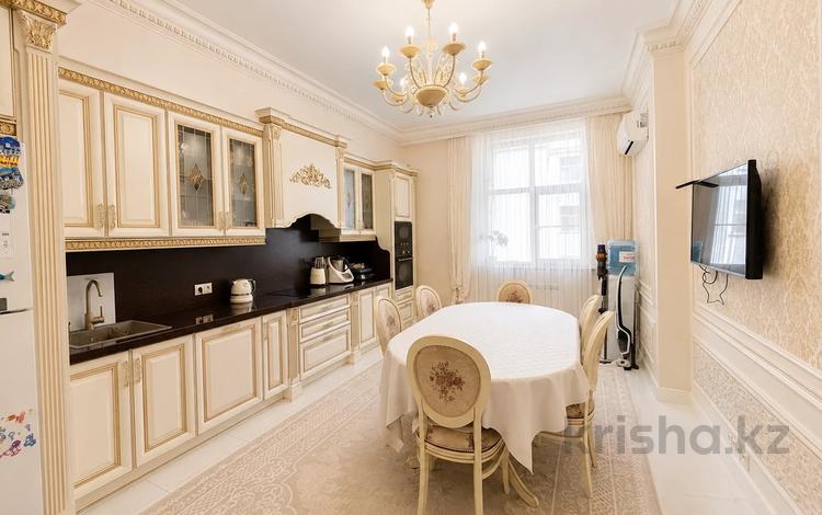 4-комнатная квартира · 157 м² · 3/7 этаж, Мкр Мирас 31/4 за 209 млн ₸ в Алматы, Бостандыкский р-н — фото 2