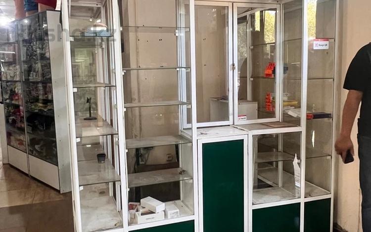 Магазины и бутики · 15 м² за 30 000 ₸ в Караганде, Казыбек би р-н — фото 2