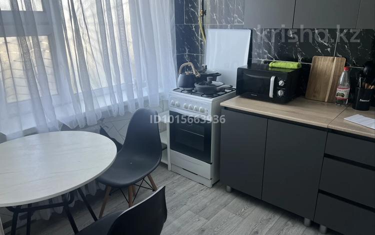 1-комнатная квартира · 40 м² · 4/4 этаж, 1-й мкр 27 за 130 000 ₸ в Актау — фото 2