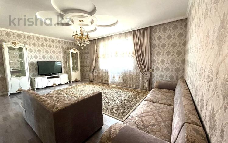 Отдельный дом · 5 комнат · 240 м² · 8 сот., мкр Достык , Ақбура Әулие 90 — Қызылкөл-Ақбура Әулие за 52 млн ₸ в Шымкенте, Абайский р-н — фото 2