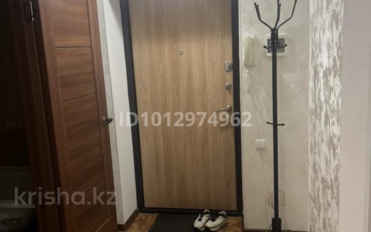 1-комнатная квартира · 55 м² · 3/5 этаж, мкр. Алтын орда, Тауелсиздик — Тауелсиздик 5 за 185 000 ₸ в Актобе — фото 3