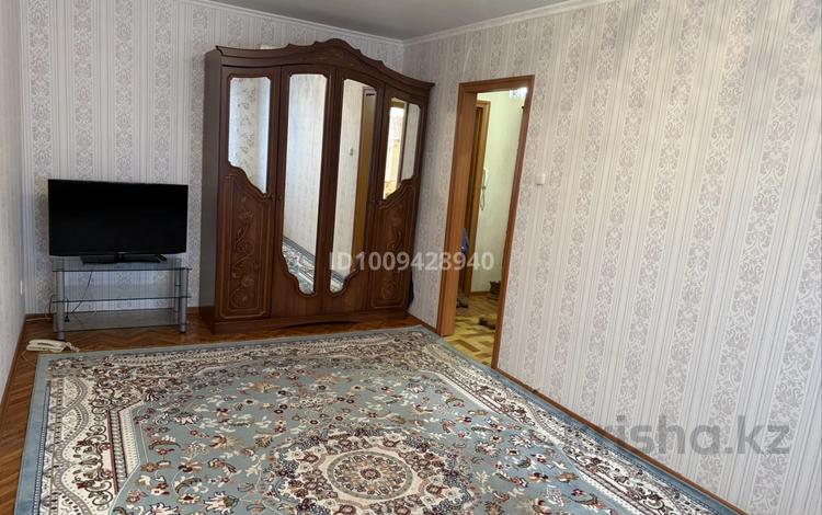 1-бөлмелі пәтер · 35 м² · 3/5 қабат, мкр Северо-Восток 27, бағасы: 110 000 ₸ в Уральске — фото 2
