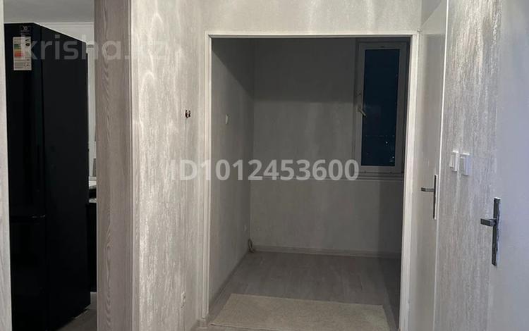 1-комнатная квартира · 40 м² · 6/9 этаж, 4 микрорайон 17 — Ассорти за 160 000 ₸ в Аксае — фото 5