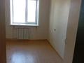 3-комнатная квартира · 60 м² · 5/5 этаж, Жукова 12 — Сокол за 15 млн 〒 в Уральске — фото 2
